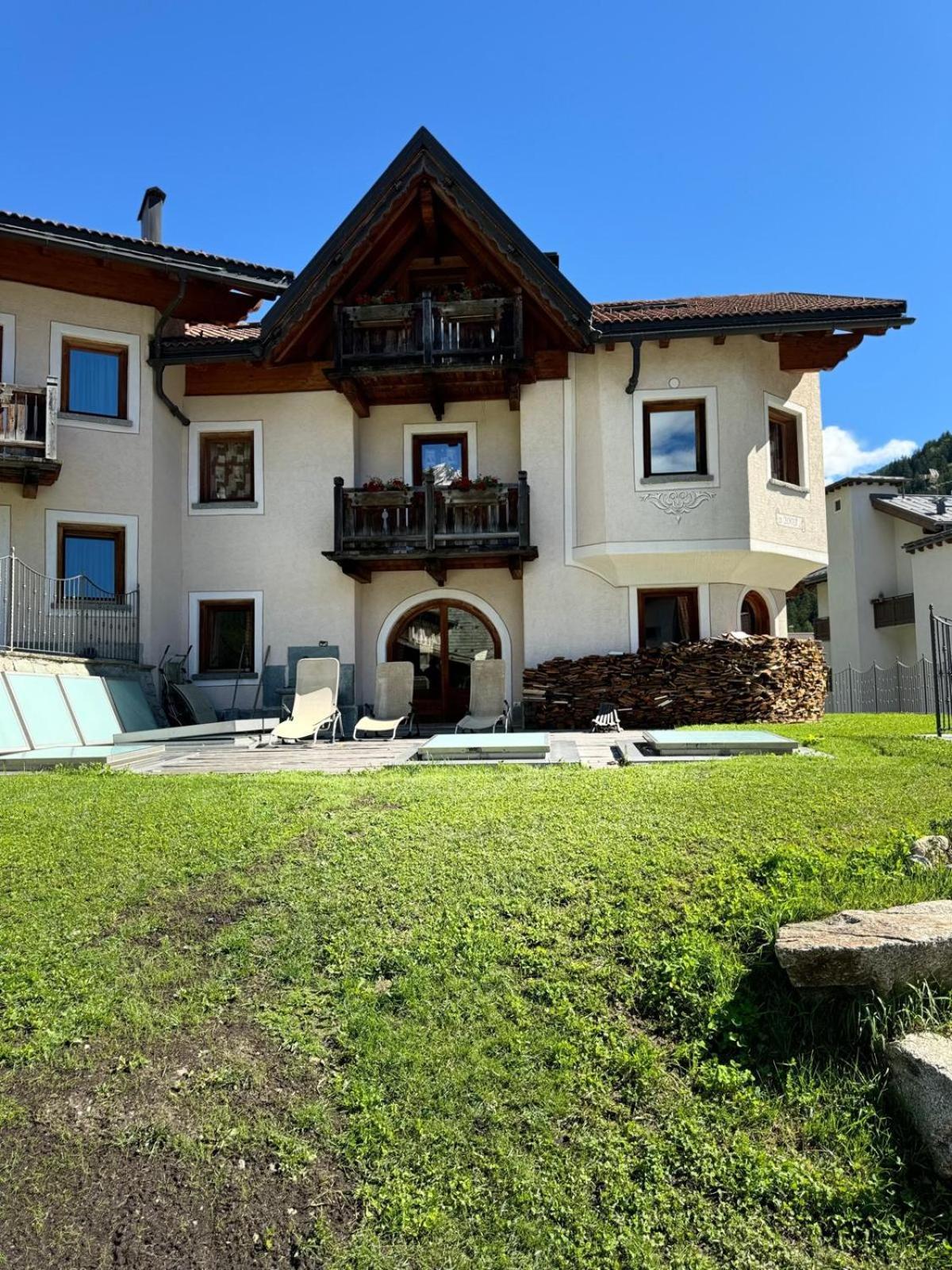 Chalet La Rugiada Bormio Exterior photo