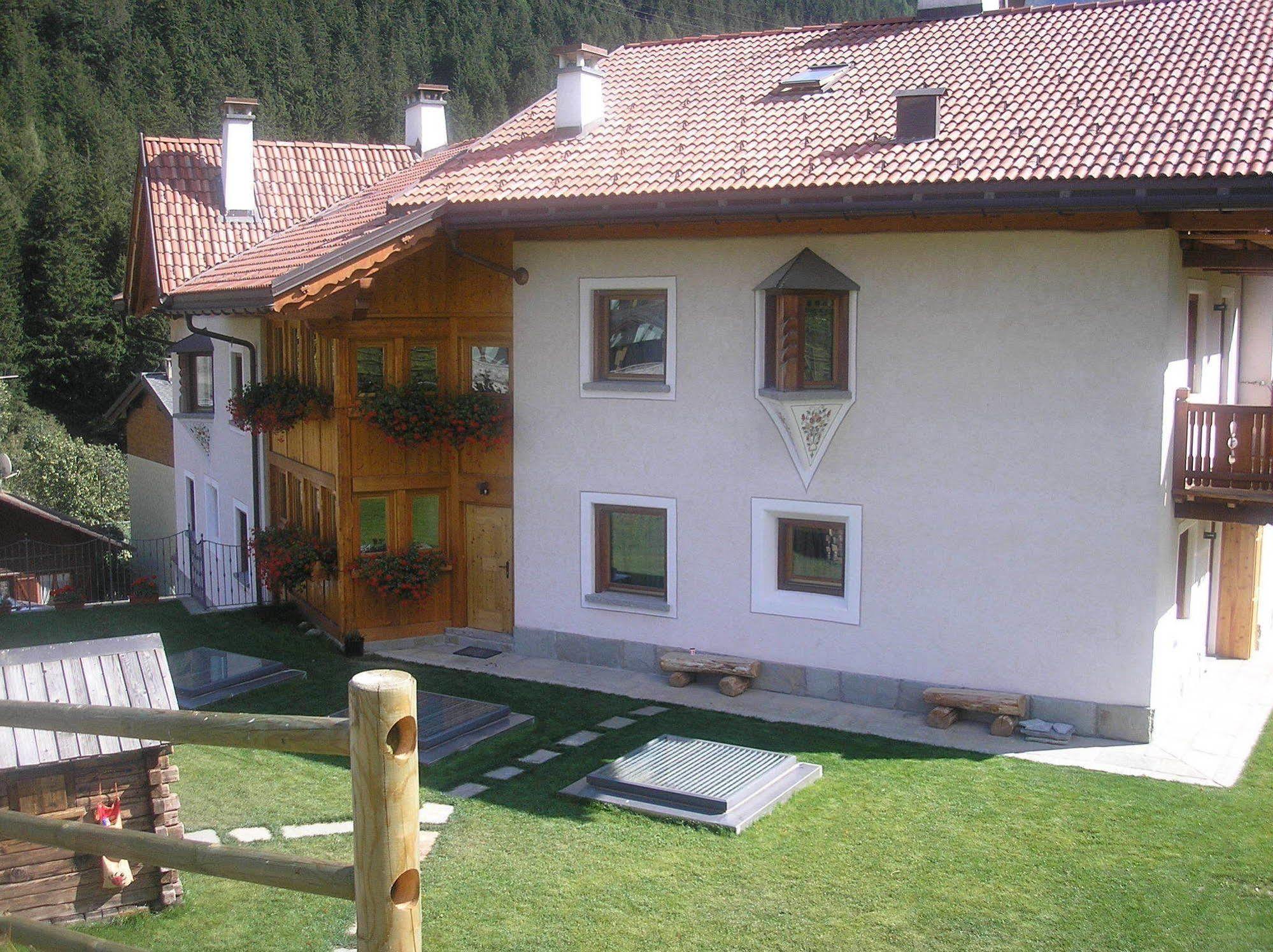 Chalet La Rugiada Bormio Exterior photo